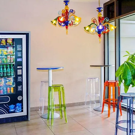 Hotel Ibis Budget Porte De Genève