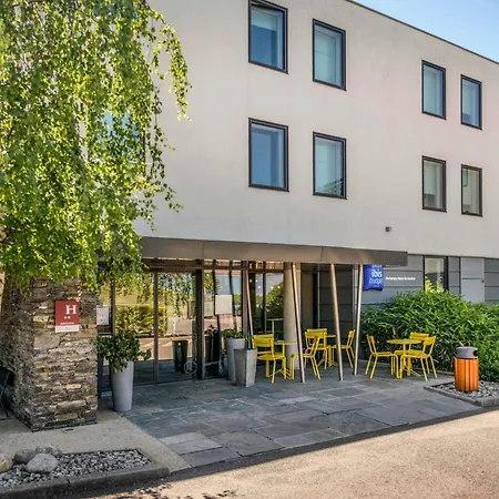 Hotel Ibis Budget Porte De Geneve Archamps