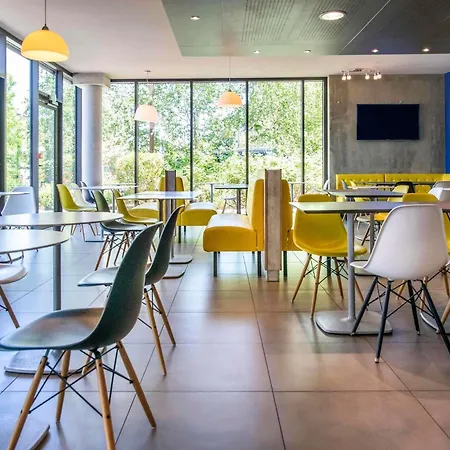 Ibis Budget Porte De Genève 2*