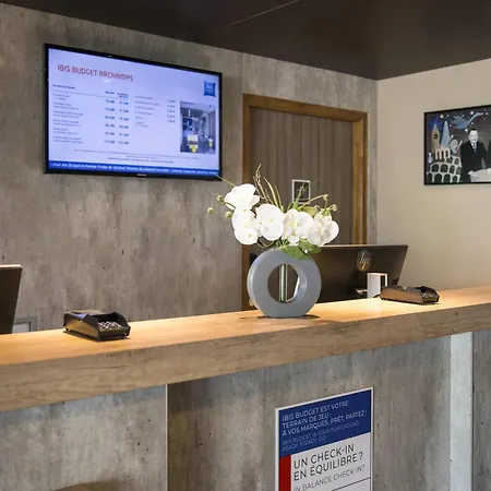Hotel Ibis Budget Porte De Genève 2*