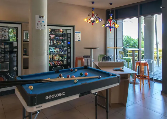 Hotel Ibis Budget Porte De Geneve 2*